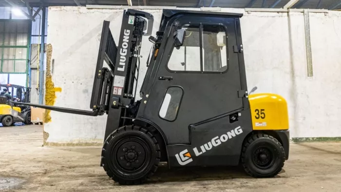 Кабины для вилочных погрузчиков CPCD15-35