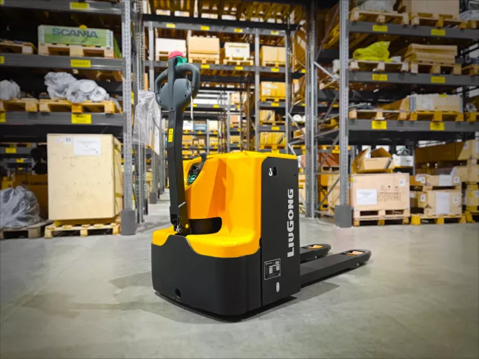 Транспортировщик паллет LiuGong CLG2020L-WA в Котельниках