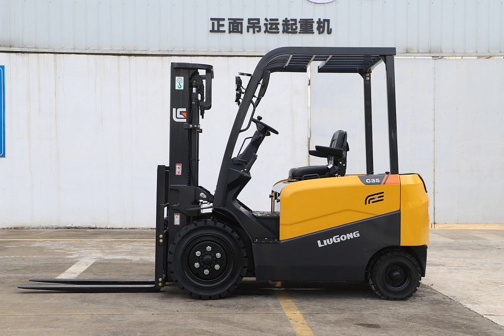 Электропогрузчик вилочный LiuGong CLGA35-S (3,5 тонны) в Туле