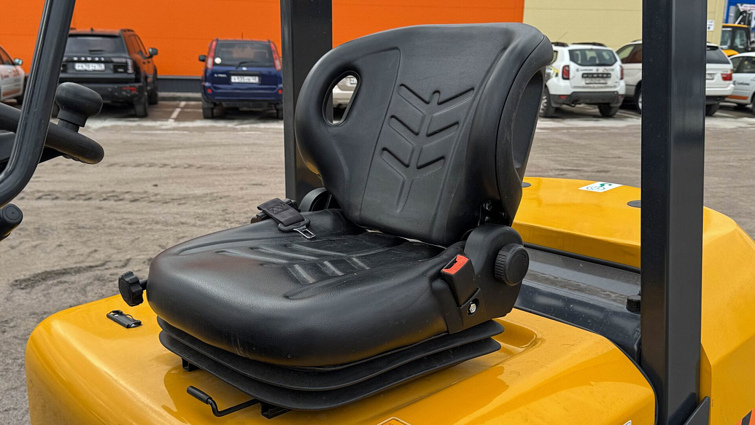 Вилочный автопогрузчик LiuGong CPCD35E Xinchai (3,5 тонны)