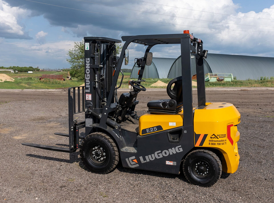 Вилочный автопогрузчик LiuGong CPCD25E Xinchai (2,5 тонны)