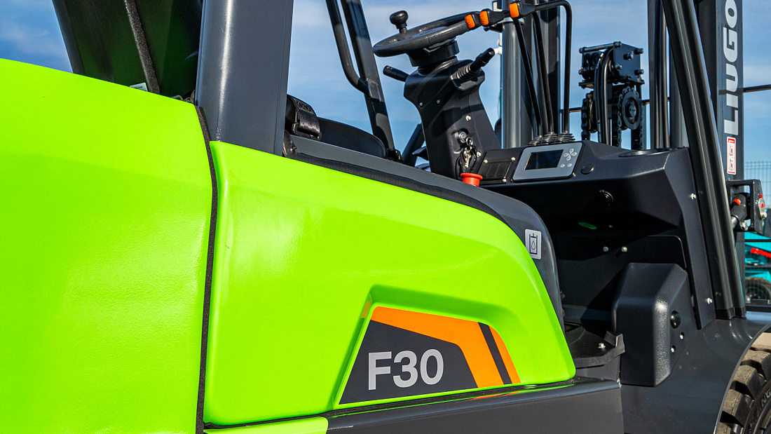 Электрический вилочный погрузчик LiuGong CPD30L FS (3 тонны)