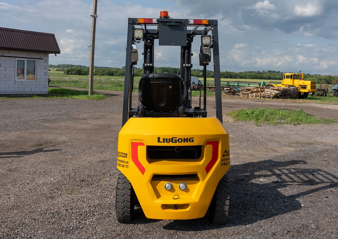 Вилочный автопогрузчик LiuGong CPCD25E Xinchai (2,5 тонны)