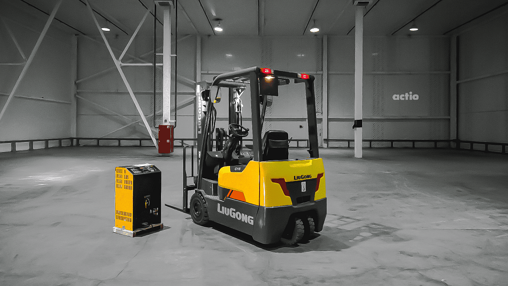 Вилочный электропогрузчик LiuGong CLGA16-T (1,6 тонн) в Санкт-Петербурге