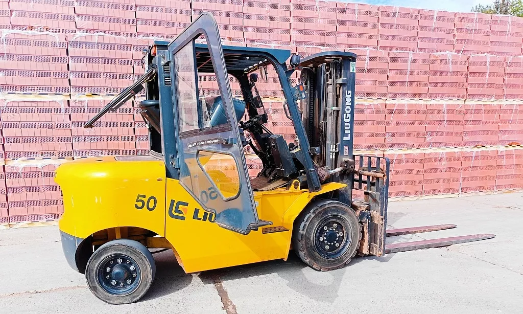 Отзыв о вилочном погрузчике LiuGong CPCD50 (5 тонн) на предприятии "ВКЗ"